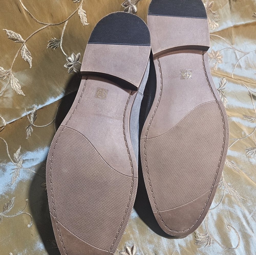 Men's Suede Chelsea Boots - Gray. Size 13 - Picture 3 of 5